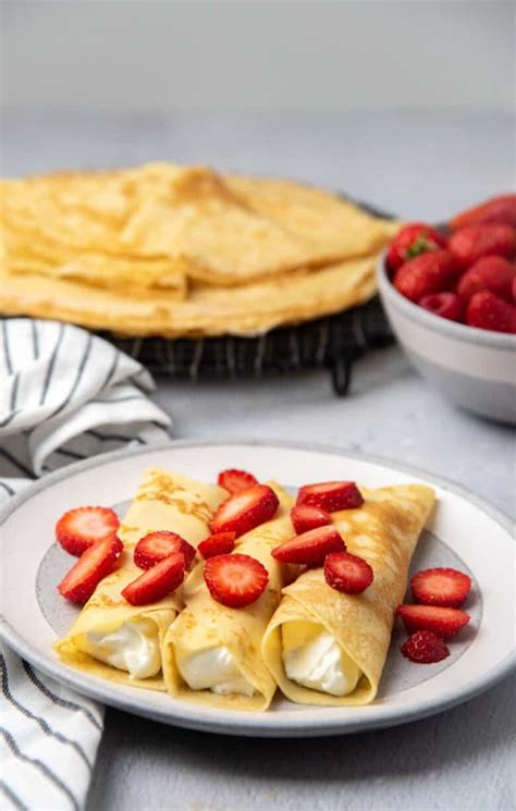 Classic French Crepes (Easy Crepes Recipe) - The Flavor Bender