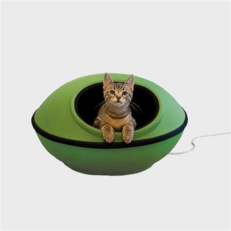 9 Best Heated Cat Beds | The Family Handyman