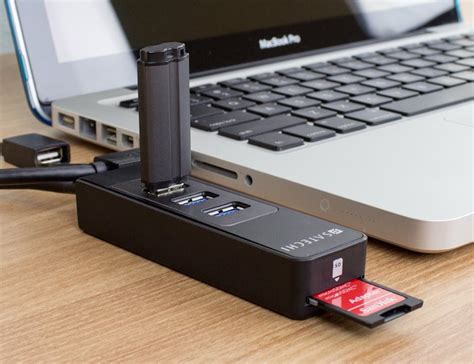 3 Port OTG USB 3.0 Hub and SD Card Reader by Satechi » Gadget Flow