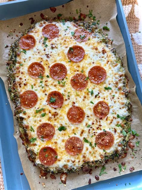 Broccoli Crust Pizza (Low Carb + Gluten Free) - Hungry Happens | Recipe ...