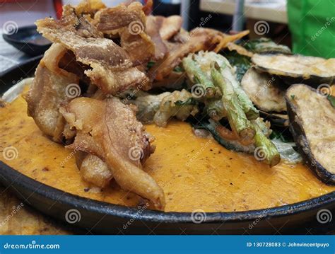 Crispy Kare Kare with Fried Vegetables Stock Image - Image of crispy ...