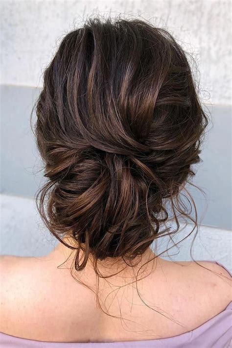 Low Messy Bun Wedding Hair - jenniemarieweddings