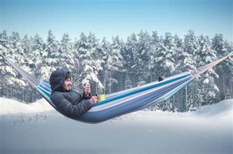 Hammock Camping in Winter - Beyond The Tent