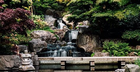 Waterfall in Japan Garden · Free Stock Photo