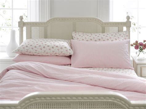 Pink And White Striped Sheets - THE SHOOT