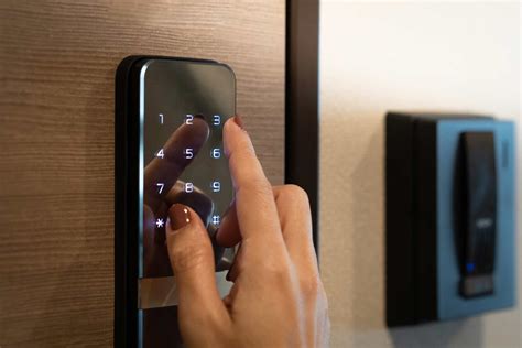 What Are The Best Keyless Door Locks In 2024? | Checkatrade