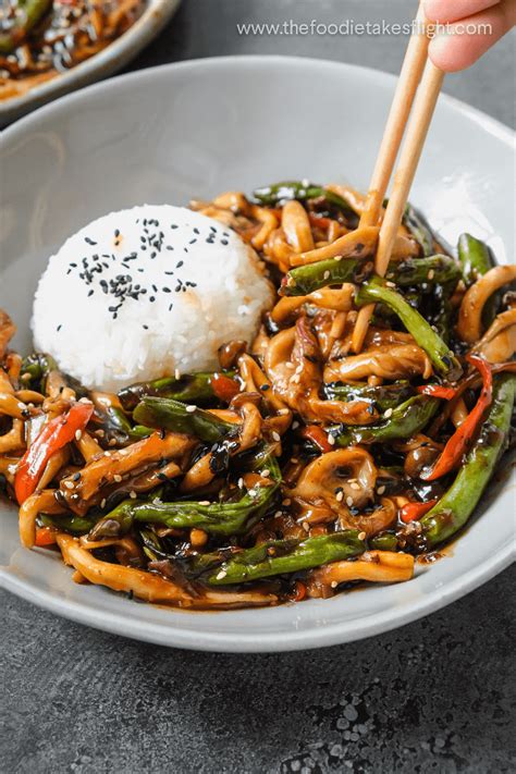 Chinese Green Beans and Mushroom Stir-Fry - The Foodie Takes Flight