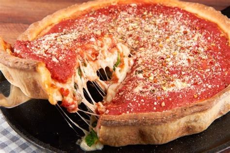 Chicago-Style Veggie Deep Dish Pizza Recipe - Home Chef