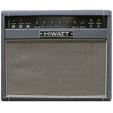 Hiwatt – Amp Shop Bass Exchange