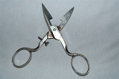 Vintage / Scissors / Clauss / Buttonhole / by AmericanHomestead