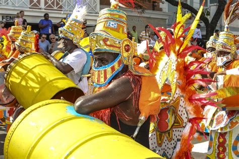 The Joy of Junkanoo - Kids Discover