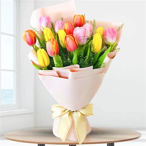 Send Buy Tulips bouquet Flowers Online Arabian Flora Online by Florista