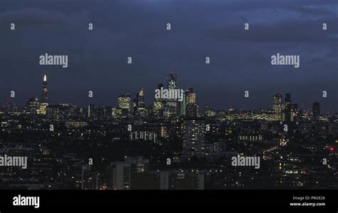 London skyline at night Stock Photo - Alamy