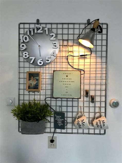 Metal Grid Wall Decor Ideas