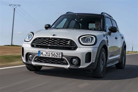 MINI Countryman hybrid review | DrivingElectric