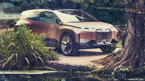 2018 BMW Vision iNEXT - Front | Caricos