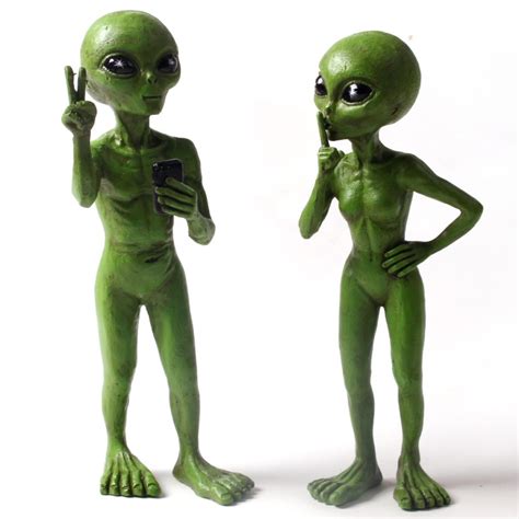 Alien Statues "Peace & Quiet" 10" H Standing Extraterrestrial Figurine ...