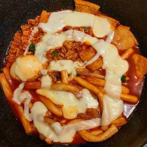 Easy Cheese Tteokbokki Recipe, Creamier And Better Than Instant