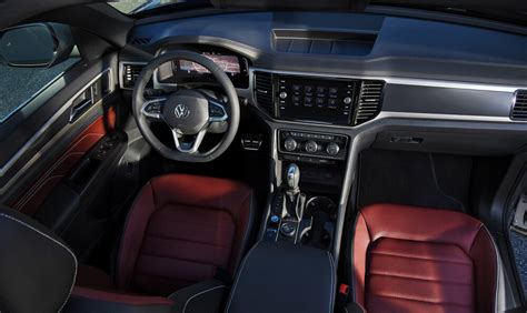 2021 Volkswagen Atlas Cross Sport Interior | Ide VW of East Rochester