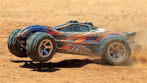 Traxxas Rustler 4x4 VXL Review - Super Fast Fun - The Toyz