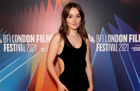 Kaitlyn Dever Net Worth 2023 - Income, Salary, Career, Bio