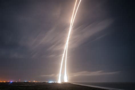 The Most Amazing Photos from SpaceX's Historic Rocket Landing