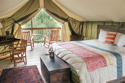 17 Best Spots to Go Glamping in New York (NYC and Upstate NY)