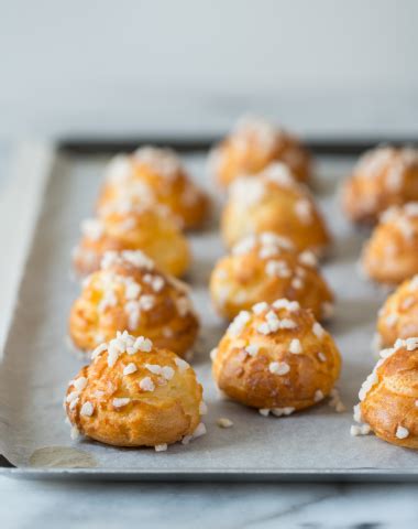 FRENCH PASTRY MADE SIMPLE - Molly J Wilk