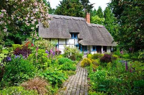 How to Design an Old-Fashioned Cottage Garden – Siznews