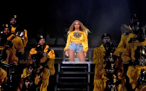 Beyoncé's Coachella Performance Was an Homage to Black Culture - HelloGiggles