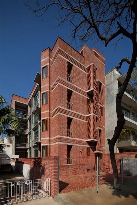 Vasant Vihar Residence / Vir.Mueller architects | ArchDaily