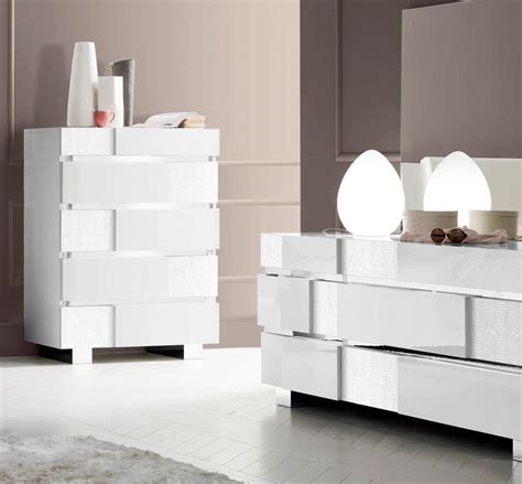 Caprice White Modern Italian Bedroom set -N - Contemporary - Bedroom ...