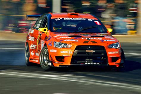 2010 Mitsubishi Evo X Drifting at 2009 D1 Drift Series