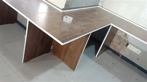 Computer Lab Workstation Furniture at Rs 700 | School Furniture in ...