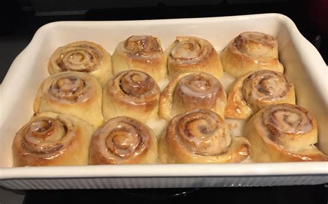 Cinnabon Copycat Recipe For Cinnamon Rolls - The DIY Life