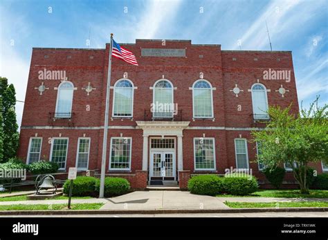 Green County Kentucky courthouse Stock Photo - Alamy