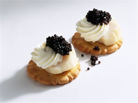 Scallop and Caviar Canapés recipe | Eat Smarter USA