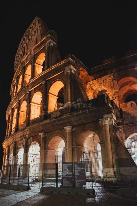 Roman coliseum at night stock image. Image of dusk, capital - 249844755