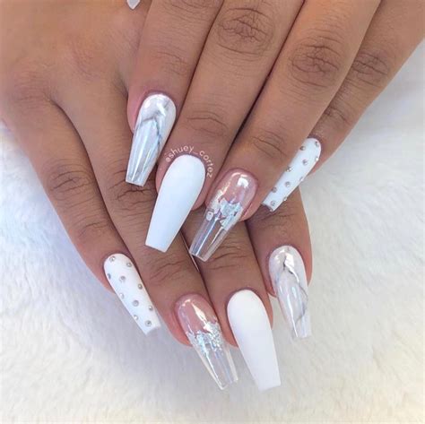 16 Best White Chrome Nail Designs For You - The Glossychic