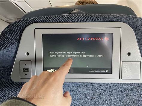 Air Canada A321 business class review: amazing food in vintage seats ...