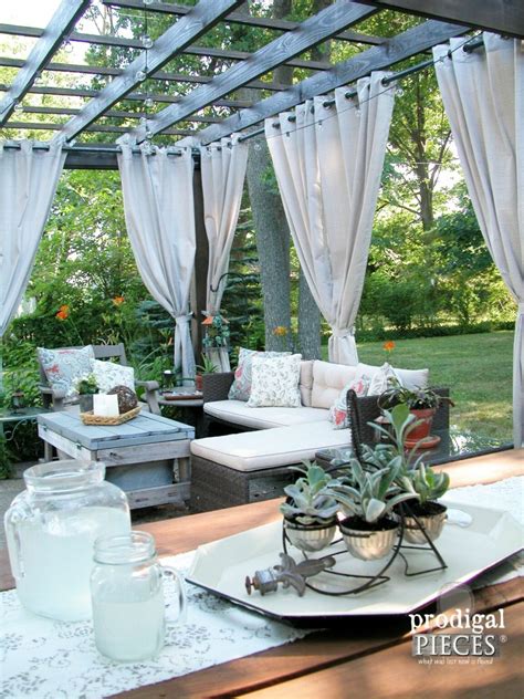 Curtains for a Pergola: Bringing Style and Function to Your Private Oasis