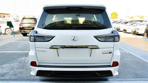 LEXUS LX 570 BLACK EDITION S 2021 - Atocars