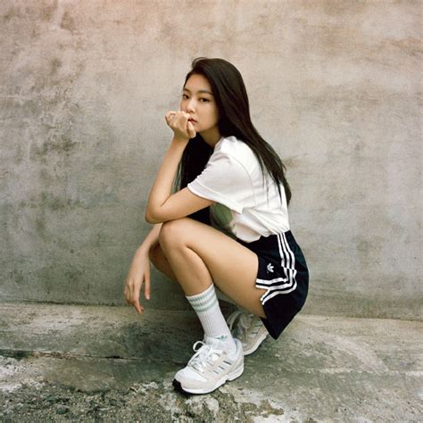 BLACKPINK's Jennie Is A Charming ADIDAS Model! | PinoyKawayan | Pinoy Trend WorldWide