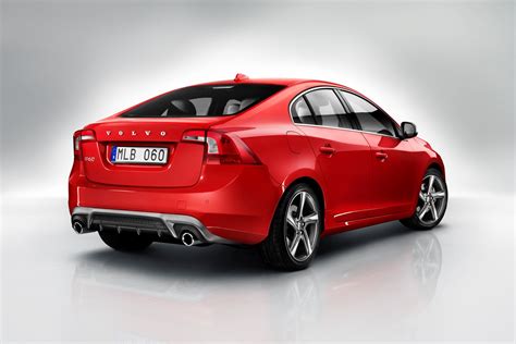 The new Volvo S60, V60 and XC60 R-Design: Dynamic design and sporty drive twinned with option of ...