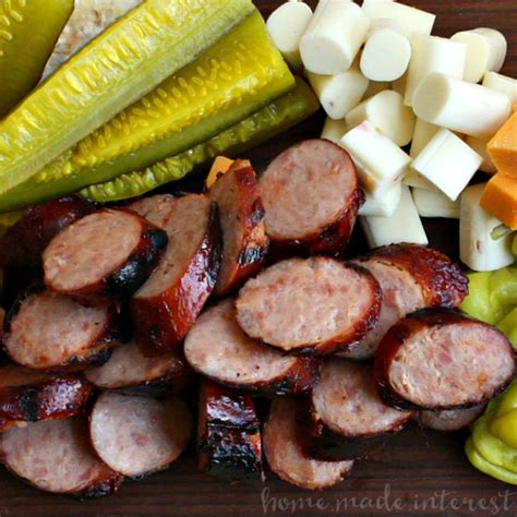 Memphis BBQ Sausage and Cheese Platter - Home. Made. Interest.