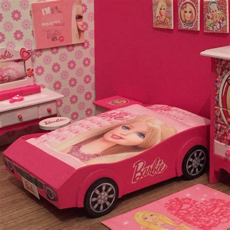 Barbie Bedroom Set / Doll House Plastic Double Bed Bedroom Furniture ...