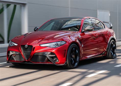 Alfa Romeo Giulia GTA is the most awesome Giulia - Automacha