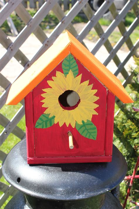 1000+ images about painted birdhouses on Pinterest | Birdhouses, Bird houses and Painted birdhouses