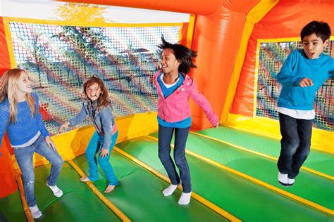 7 Fun Party Games Kids Can Play in a Bounce House - Jump City