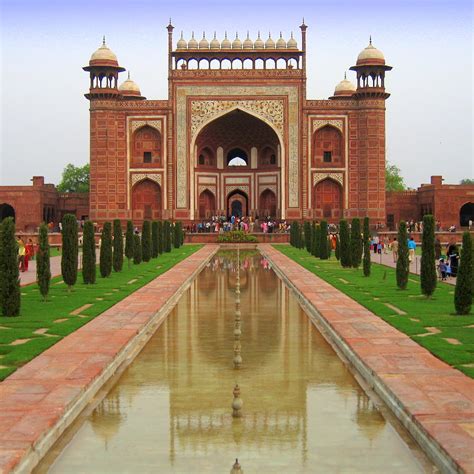 Taj Mahal Entrance Gate by Smit Sandhir